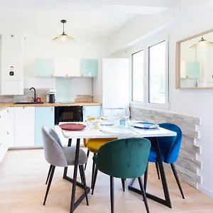 https://sublime-studio-carr-dor-menton.fr-provencehotel.com