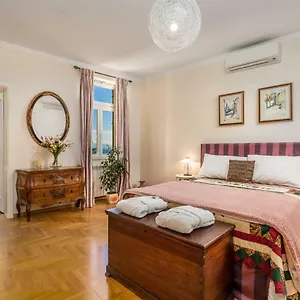 https://villa-vilma-opatija.in-istria.net